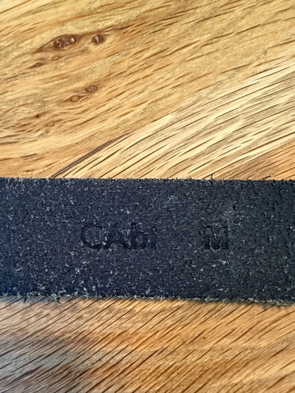 Cabi Chunky Brass & Brown Leather Statement Belt with Rivets. Size M